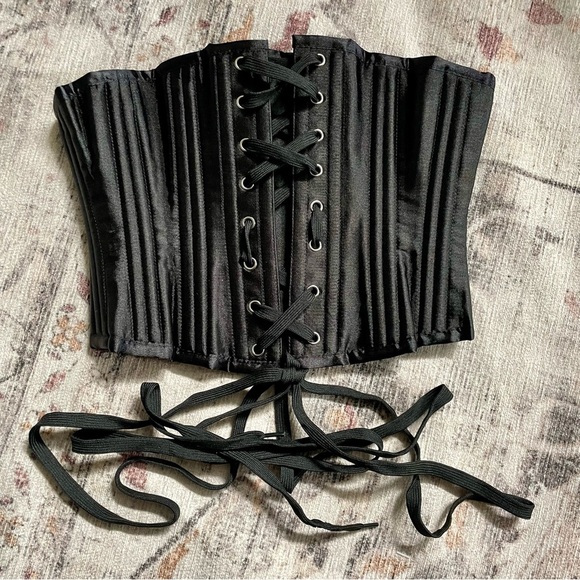 Camellias Steel Boned Underbust Corset Lace Up Black Size Medium Whimsigoth - Picture 2 of 4